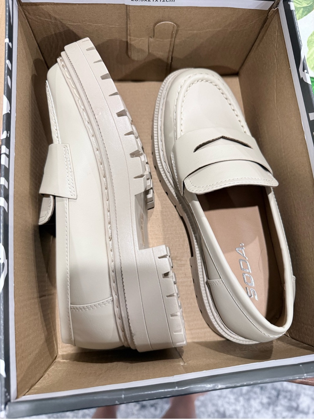 SODA women’s Cream Lug Sole Penny Loafers